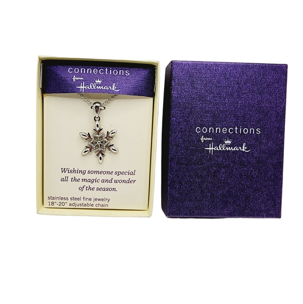Snowflake Necklace - Connections From Hallmark - New In‎ Box.